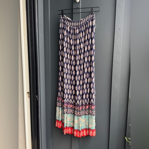 Angie Navy and Red Patterned Maxi Skirt - Picture 3 of 8